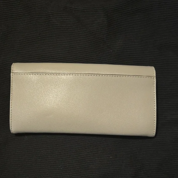 Michael Kors Beige Wallet - Picture 2 of 5